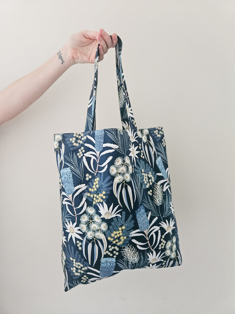 Flannel Flower print tote bag